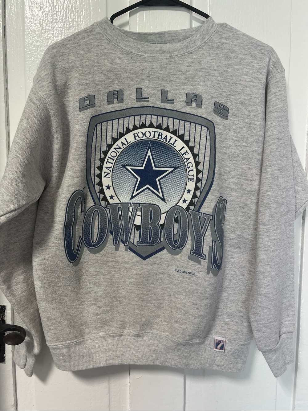 Vintage 1993 Logo 7 Dallas Cowboys Football  NFL sweatshirt size medium